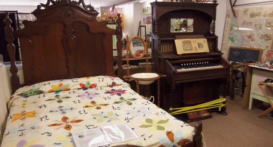 bed belonged to Thomas Bullock, who brought it over from Nauvoo, IL to Salt Lake